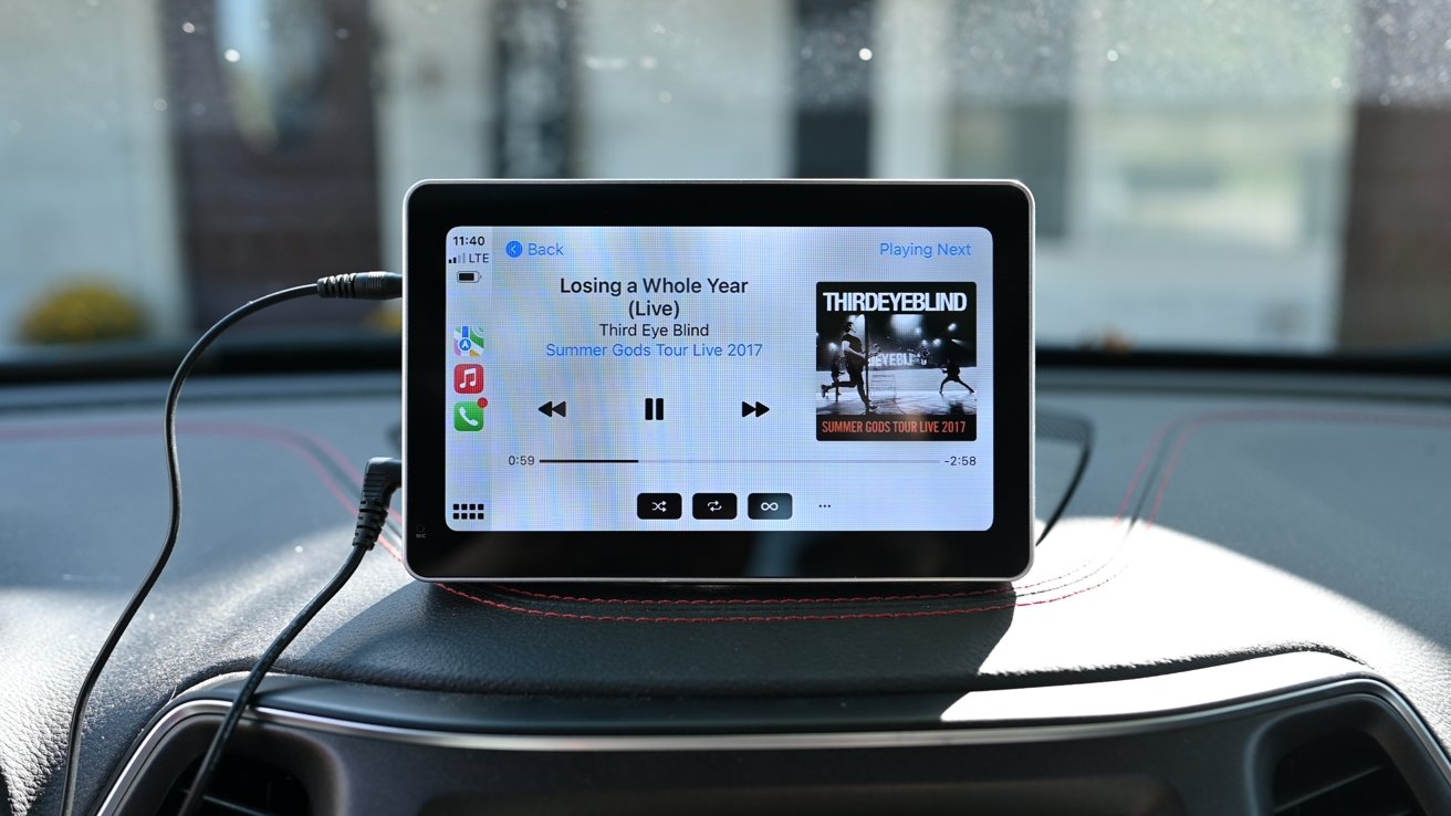 IntelliDrive - The Apple and Android CarPlay Screen Attachment